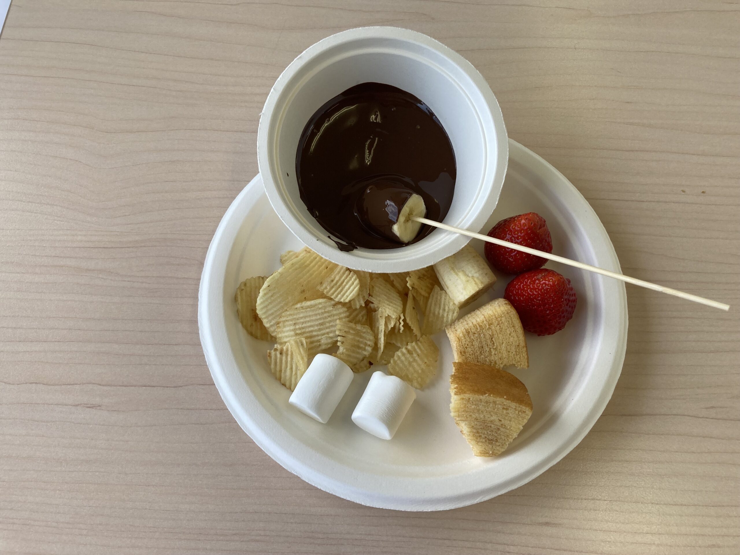 【土曜イベント】今日はバレンタインデー！チョコフォンデュを楽しもう♪